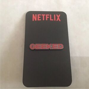 Netflix 2022 San Diego Comic-Con (GEEKED) Exclusive Promo Pin - BRAND NEW
